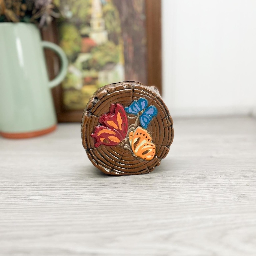 Vintage Ceramic Butterfly Piggy Bank: Kitschy Wood Log Decor‎
